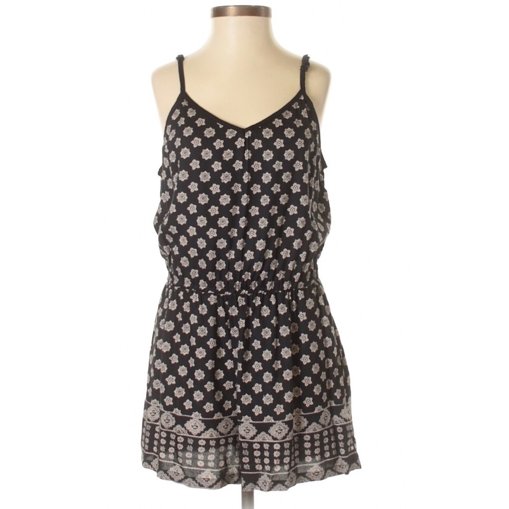 Francesca’s Black Boho Floral Lace Up Romper - Picture 1 of 7
